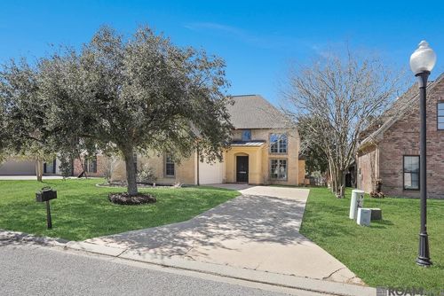 18049 Manchac Place Dr, Prairieville, LA, 70769-3386 | Card Image