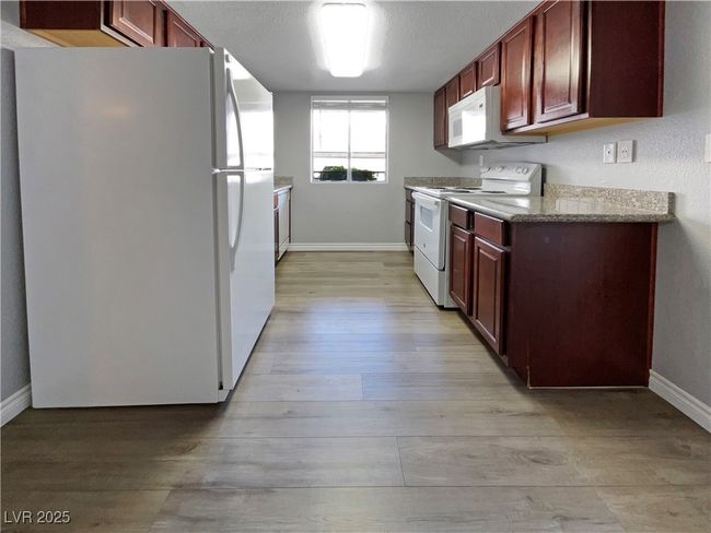 UNIT-421 - 5286 River Glen Dr, Condo with 1 bedrooms, 1 bathrooms and null parking in Las Vegas NV | Image 7