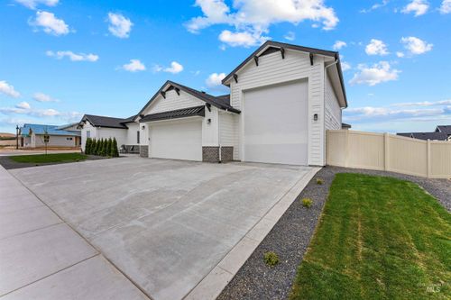 9943 W Sunberry Ct, Star, ID, 83669-6407 | Card Image