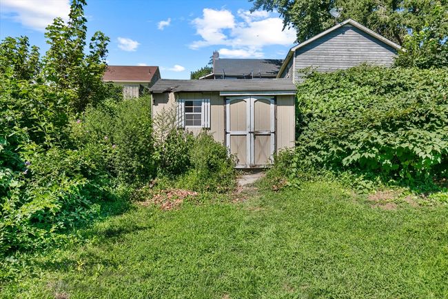 69 West St, Home with 5 bedrooms, 3 bathrooms and 2 parking in New London CT | Image 40