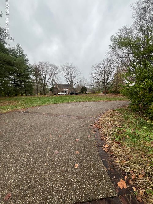 4865 Tates Creek Rd, Lexington, KY, 40515-6230 | Card Image