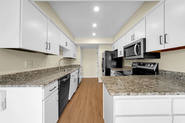 Kitchen | Image 4