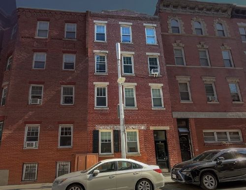 15 Cooper St, Boston, MA, 02113-2256 | Card Image