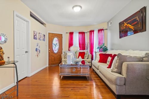 968 E 19th St, Paterson, NJ, 07501-3616 | Card Image