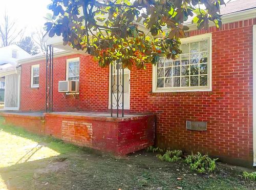 123 Courtland St, Jackson, TN, 38301 | Card Image