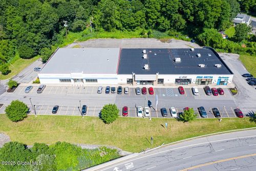 90 W Campbell Rd, Rotterdam, NY, 12306-6886 | Card Image