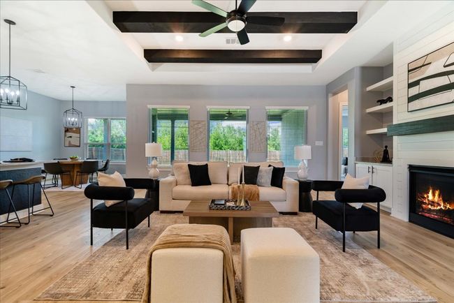 17208 Howdy Way, House other with 4 bedrooms, 3 bathrooms and 4 parking in Manor TX | Image 7