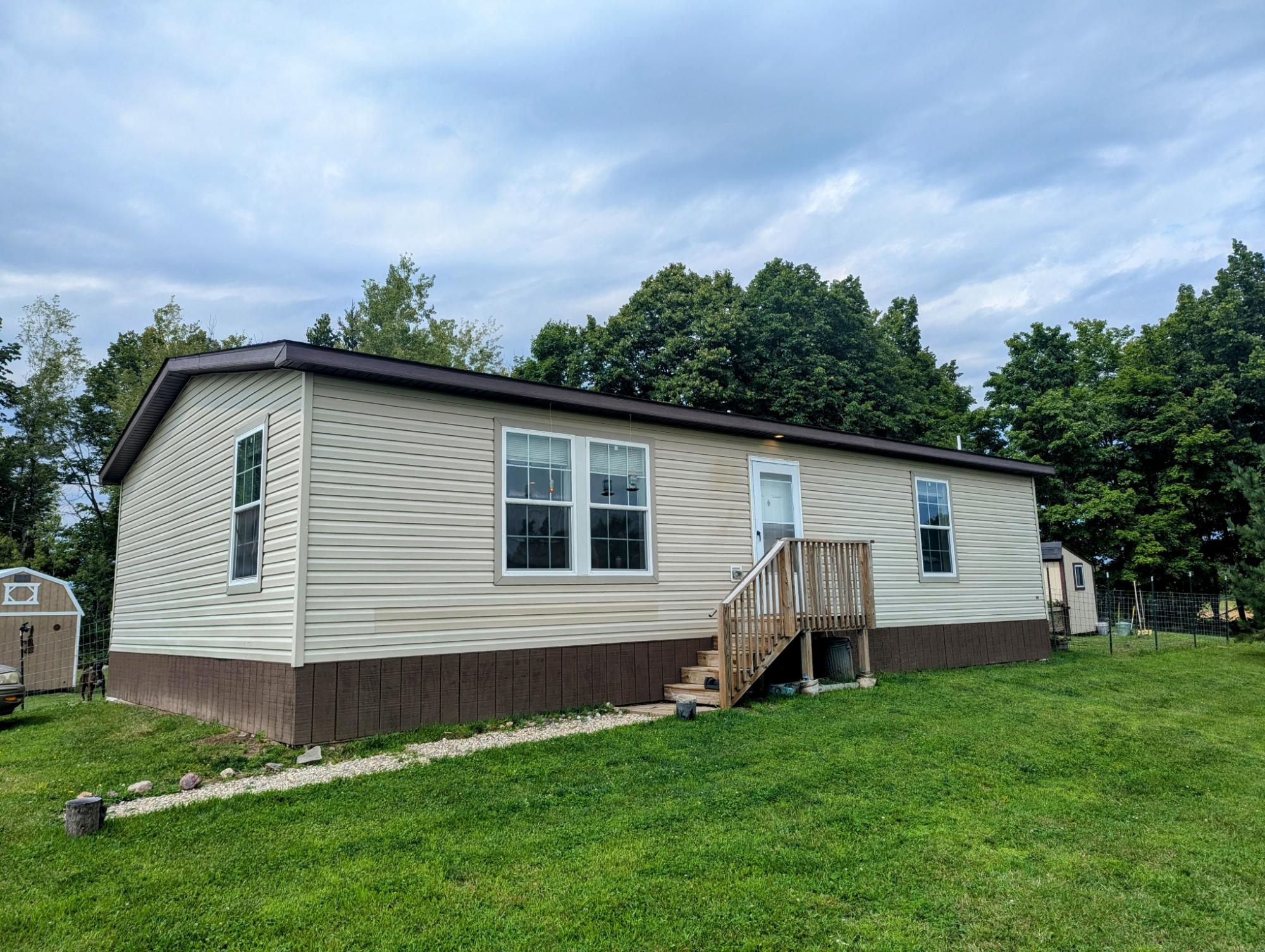 Peeksville Rd, Butternut, WI 54514