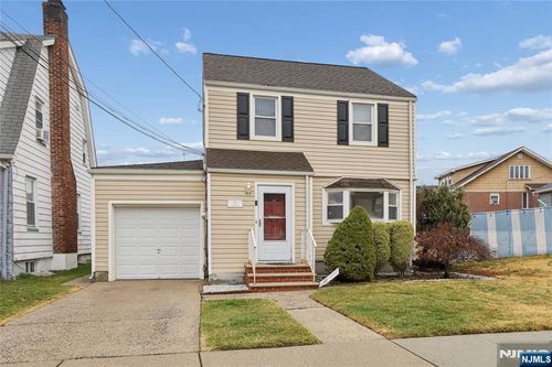 10 Ogden Rd, Belleville, NJ, 07109-1328 | Card Image