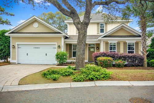 451 Banyan Pl, North Myrtle Beach, SC, 29582-5707 | Card Image