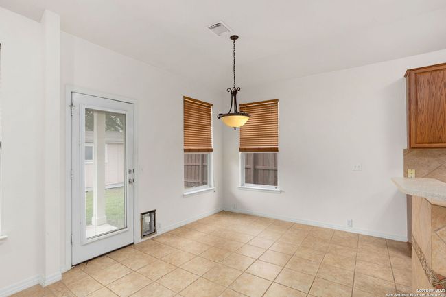 10406 Canyon Riv, House other with 4 bedrooms, 3 bathrooms and null parking in Helotes TX | Image 11