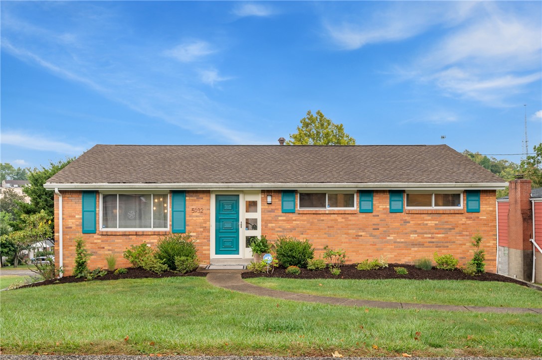 Heberton Dr, Verona, PA 15147