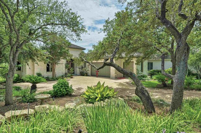 2305 Barton Creek #29 Boulevard, Condo with 4 bedrooms, 4 bathrooms and null parking in Austin TX | Image 5