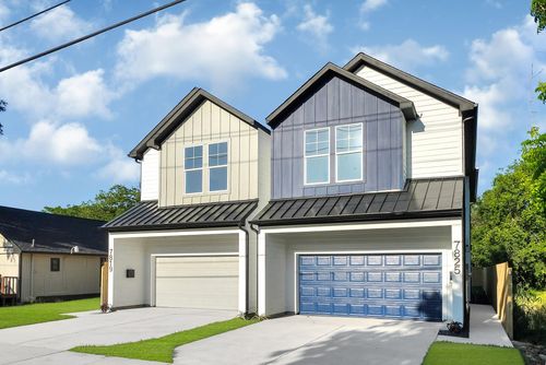 7825 Colonial Ln, Houston, TX, 77051-1547 | Card Image