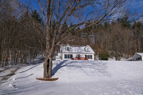 9 Deeplawn Ct, Ludlow, VT, 05149-1108 | Card Image