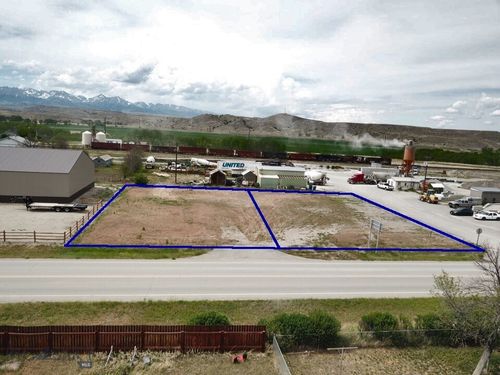 514 E 1st Ave, Big Timber, MT, 59011-7966 | Card Image