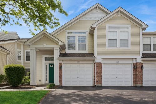1009 Huntington Dr, Elk Grove Village, IL, 60007-7229 | Card Image
