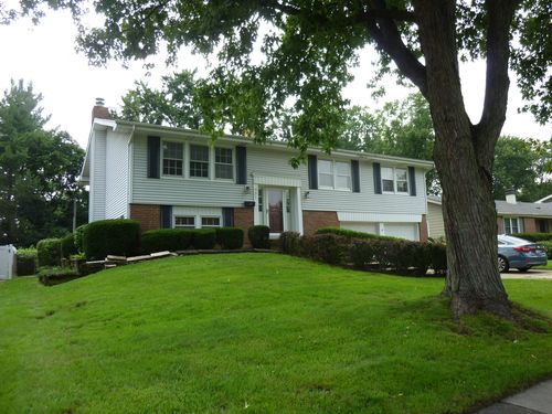 21W651 Glen Valley Dr, Glen Ellyn, IL, 60137-7038 | Card Image