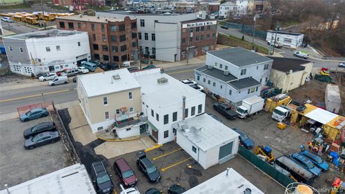 914-920 Old Nepperhan Ave, Yonkers, NY, 10703-1700 | Card Image