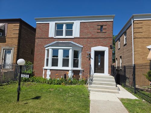 7526 S Wood St, Chicago, IL, 60620-4440 | Card Image