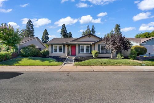 975 Doe Court, Merced, CA, 95340 | Card Image