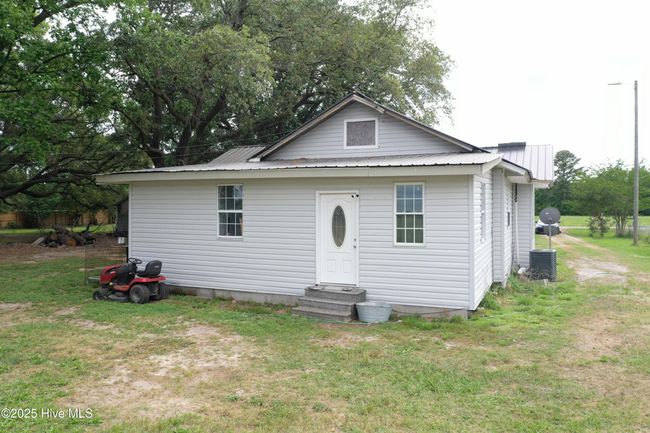 5542 Old Us Highway 74, House other with 2 bedrooms, 2 bathrooms and null parking in Chadbourn NC | Image 19