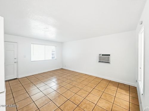5a-2417 E Campbell Ave, Phoenix, AZ, 85016-4949 | Card Image