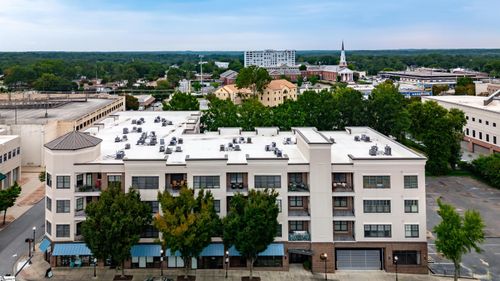apt-306-155 E Broad St, spartanburg, SC, 29306-3280 | Card Image