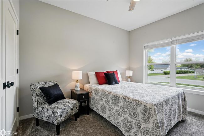 1015 E Adams St, Home with 2 bedrooms, 2 bathrooms and null parking in Washington IA | Image 13