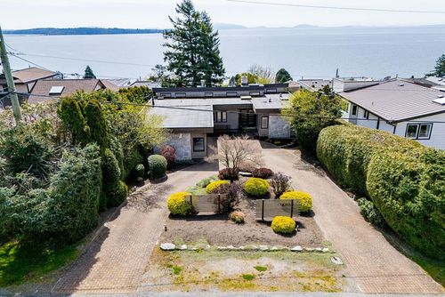 14366 Magdalen Ave, White Rock, BC, V4B2X3 | Card Image