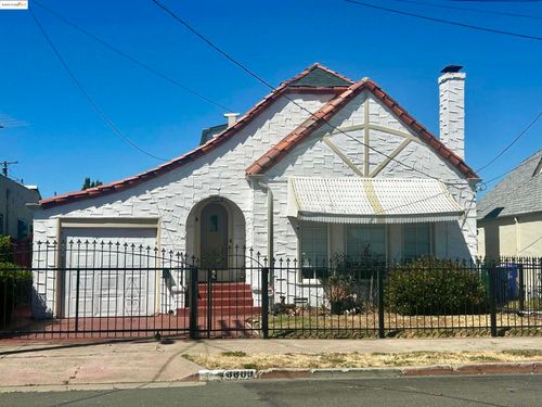 3809 Solano Ave, Richmond, CA, 94805-1860 | Card Image