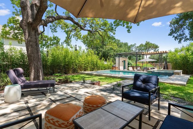 10933 Beachmont Ln, House other with 5 bedrooms, 3 bathrooms and 2 parking in Austin TX | Image 25