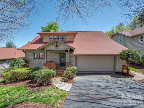 19 Lacoste Dr, Hendersonville, NC, 28739-8101 | Card Image