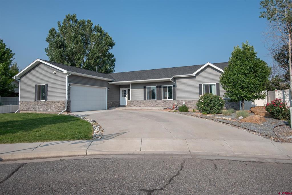 Home Ct, Montrose, CO 81401