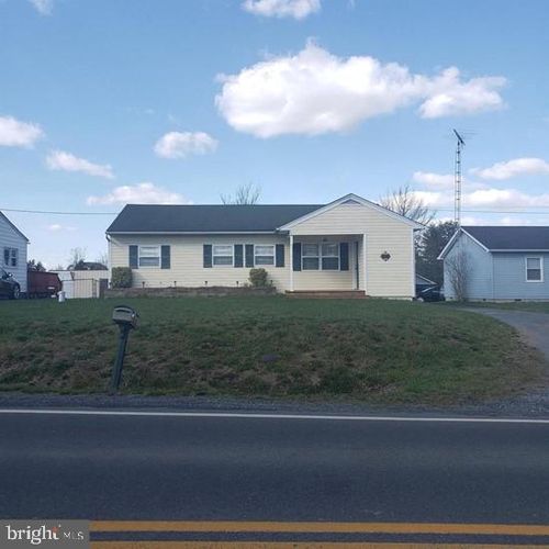 2019 Senseny Rd, WINCHESTER, VA, 22602-8918 | Card Image