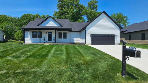 829 Spy Glass Hill Dr, Bedford, IN, 47421-9295 | Card Image