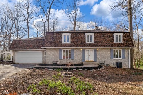 5917 Camelback Ct, Indianapolis, IN, 46250-1833 | Card Image