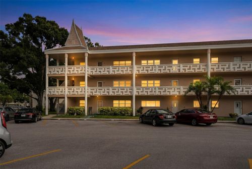 23-2435 Sumatran Way, CLEARWATER, FL, 33763-1826 | Card Image