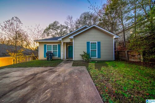 2105 11th Ave, Phenix City, AL, 36867-4420 | Card Image
