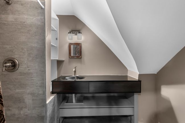 bathroom 4 with floating vanity | Image 60