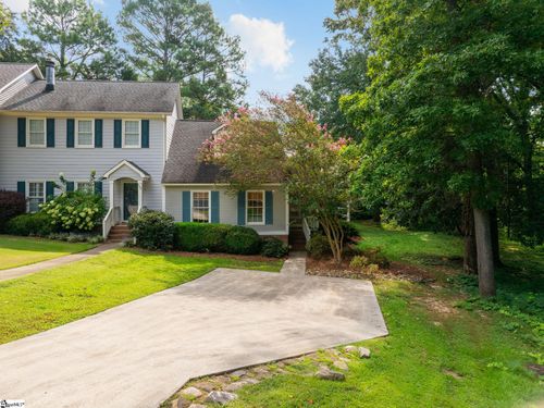 141 Inwood Ct, Spartanburg, SC, 29302-6320 | Card Image