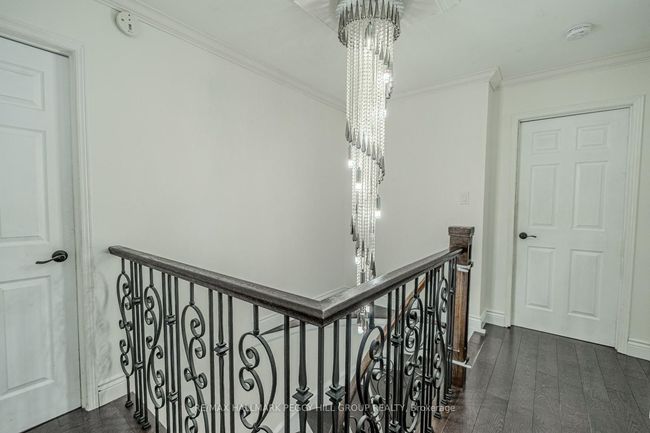 188 Kozlov St, House other with 4 bedrooms, 3 bathrooms and 3 parking in Barrie ON | Image 10