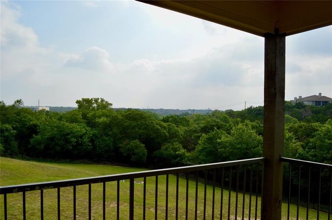 APT-1414 - 2320 Gracy Farms Ln, Condo with 3 bedrooms, 2 bathrooms and 1 parking in Austin TX | Image 4