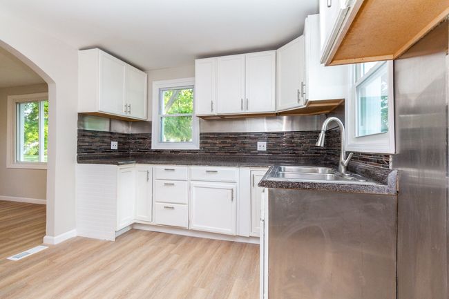 252 W Hopkins Ave, House other with 3 bedrooms, 1 bathrooms and null parking in Pontiac MI | Image 7