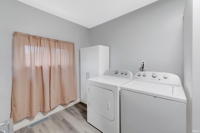 213 Iwo St, House other with 2 bedrooms, 2 bathrooms and null parking in Auburn IN | Image 22