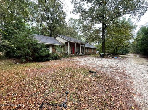 107 Azalea Trl, Salemburg, NC, 28385-8673 | Card Image