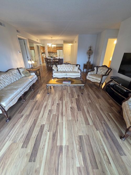 apt-201-6815 N Milwaukee Ave, Niles, IL, 60714-4569 | Card Image