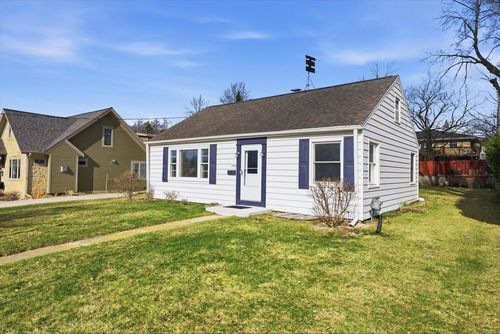 1216 15th Avenue, Grafton, WI, 53024 | Card Image