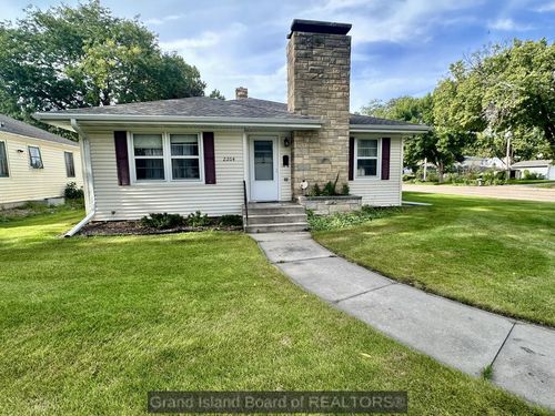 2204 W Charles Street, Grand Island, NE, 68803 | Card Image
