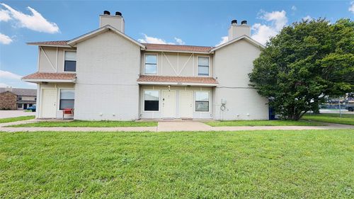 221 Meadow Ct, Keller, TX, 76248-3659 | Card Image